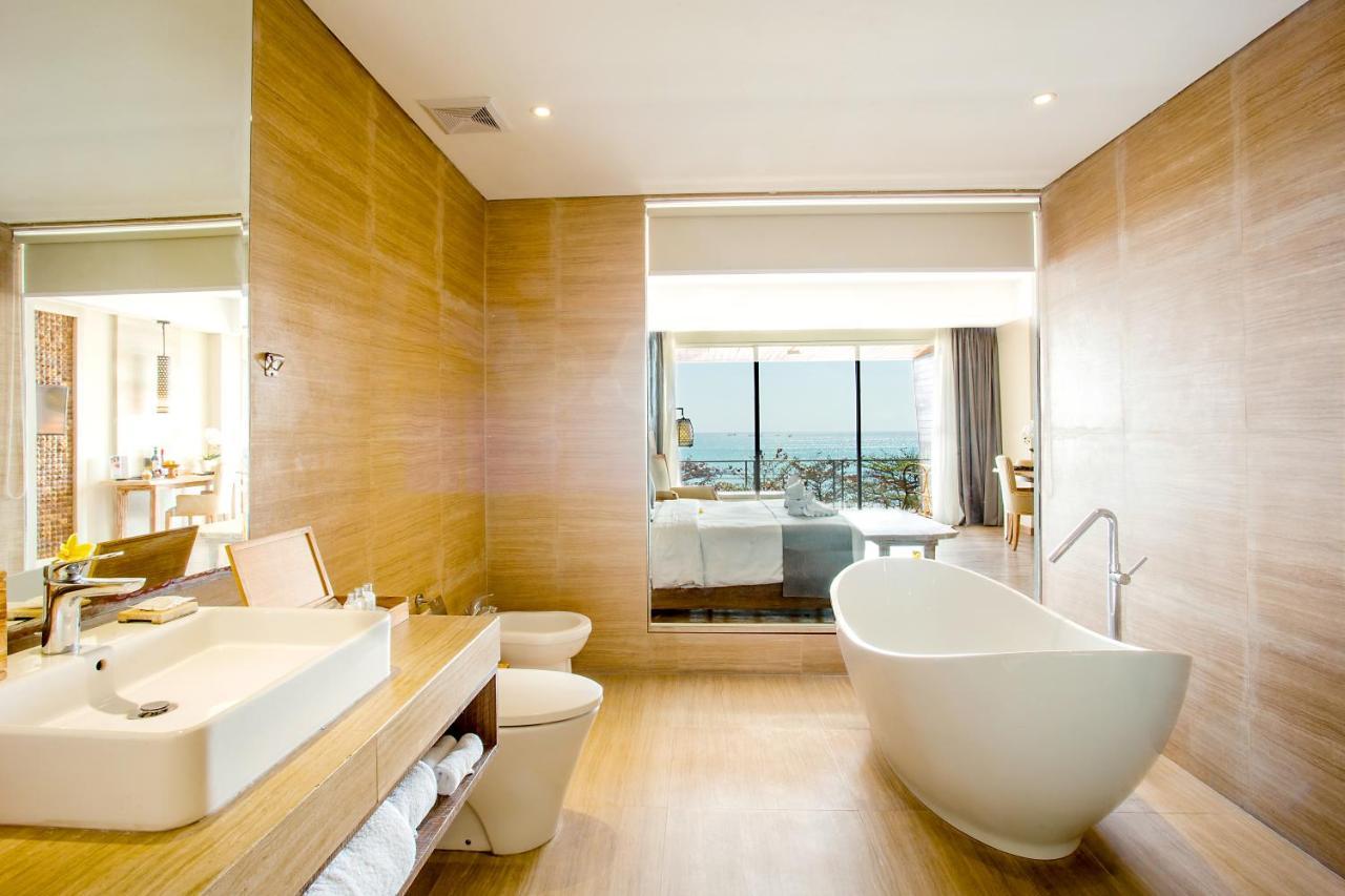Pendet Suite with Sea View